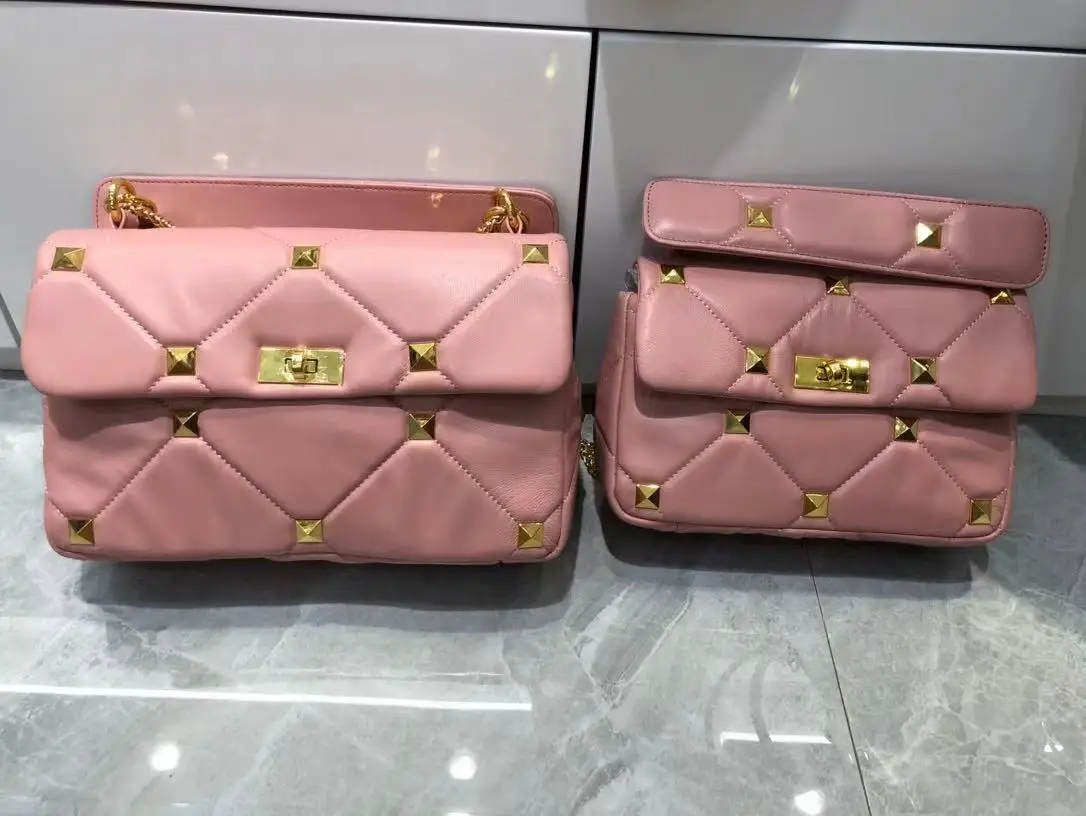 

Tidal 2021 new bag women's bag riveted handbag diamond chain bag oblique cross bag small square bag leather shoulder bag