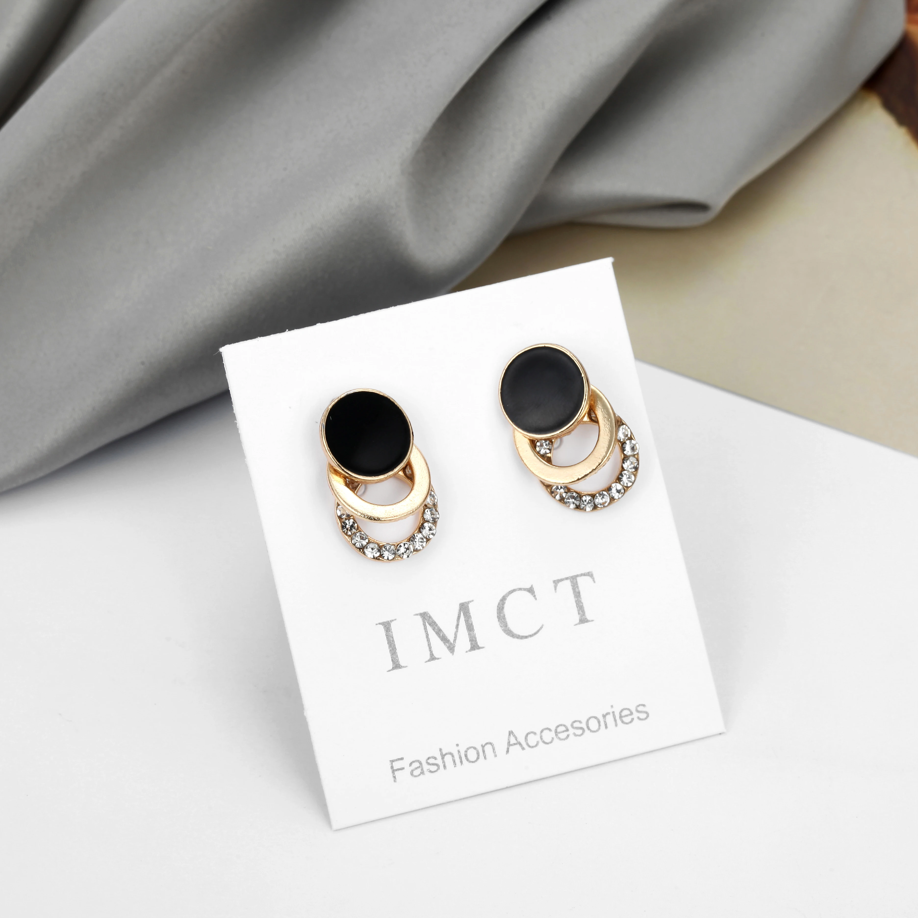 Новые компактные черные серьги для девочек 2019 геометрические в форме сердца с