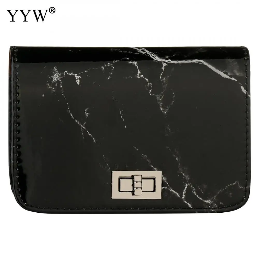 Женская сумка Кроссбоди YYW черная или белая Повседневная с цепочкой украшенная