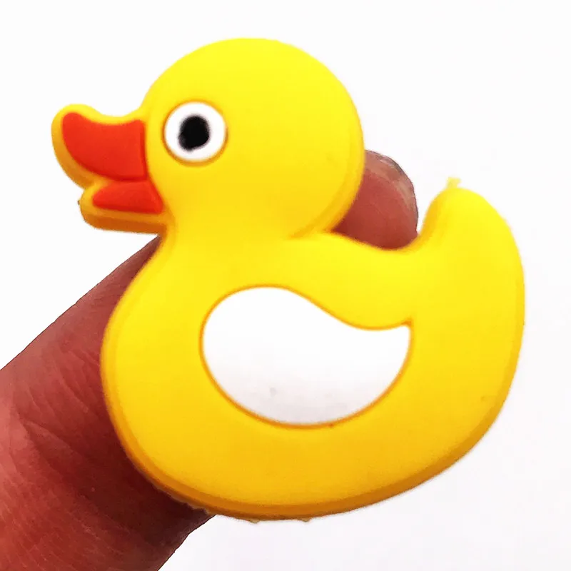 100 шт. оптом смешанная утка Акула пчела Жук икона ремесло гаджеты ПВХ плоская