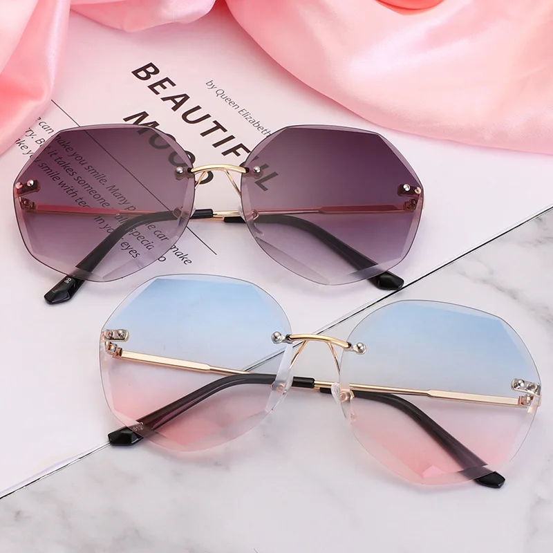 

Fashion Rimless Sunglasses Women Big Frame Polygon Sun Glasses Female Summer Traveling Style Blue Pink Shades For Ladies
