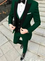 New Arrival Men Suits Dark Green and Black Groom Tuxedos Peak Lapel Groomsmen 3 Pieces Set ( Jacket+Pants+Vest+Bow Tie ) D325