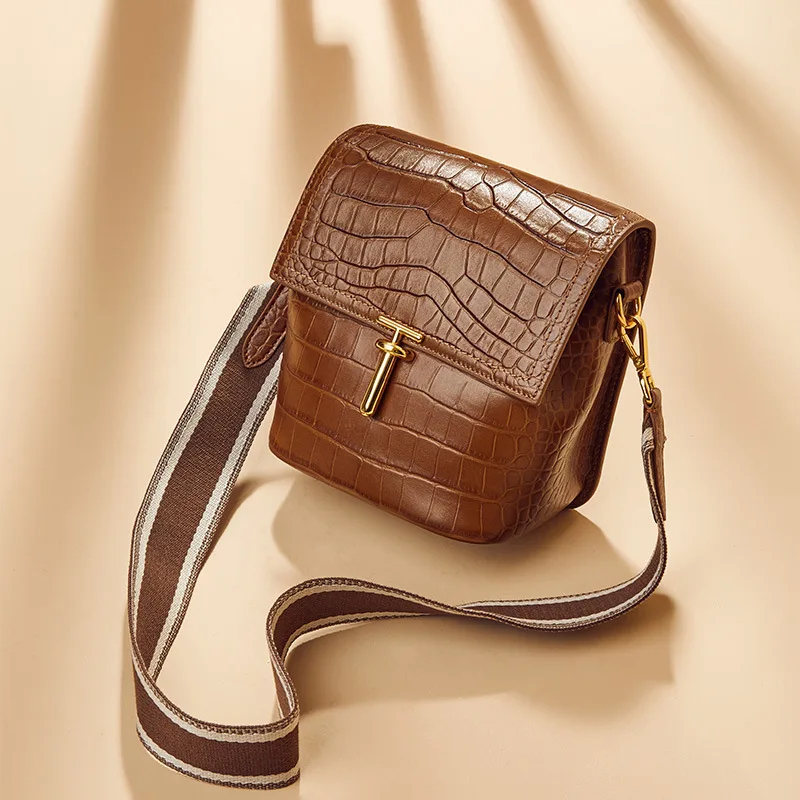 Женская кожаная сумка новинка 2019 маленькая мешок на ремне одно плечо