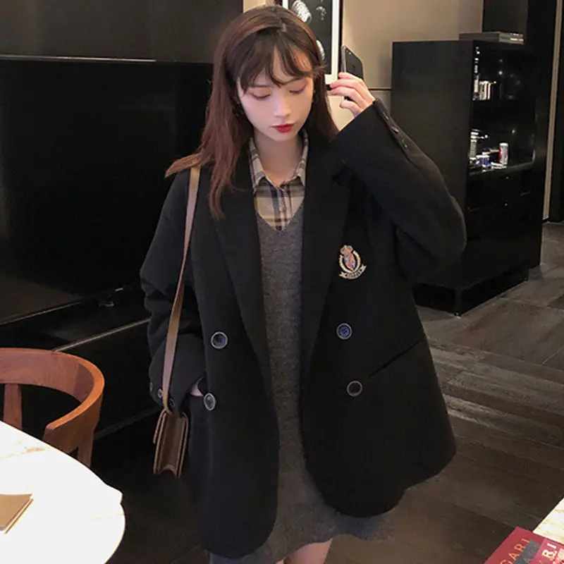 

2021 Autumn and Winter New Korean Version of Loose Black Mid-length Badge Woolen Coat Women's Woolen Coat Wool Coat Women