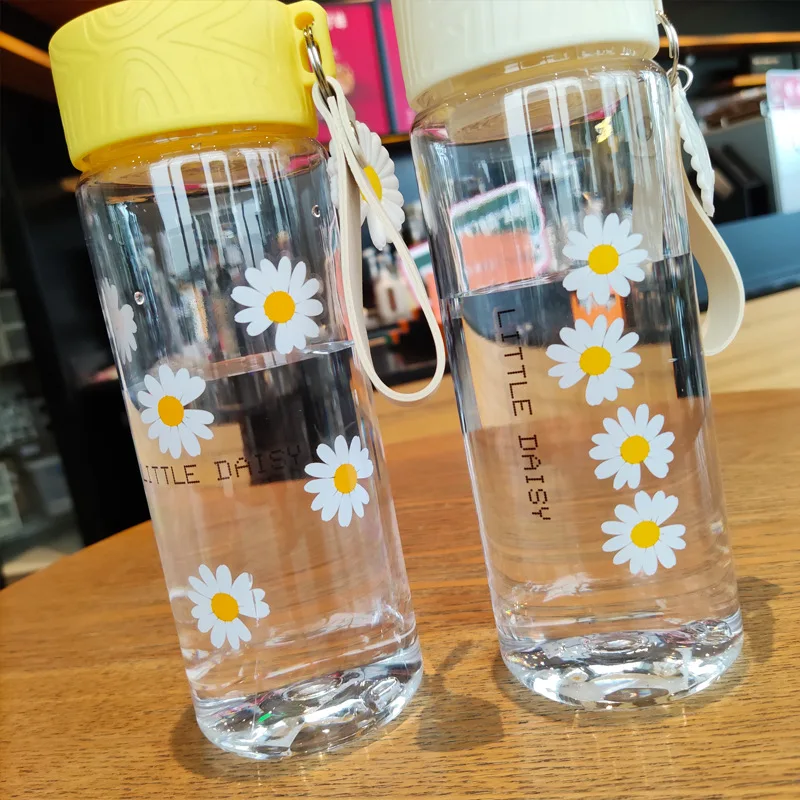 Маленькие пластиковые бутылки для воды с маргаритками без БФА креативная