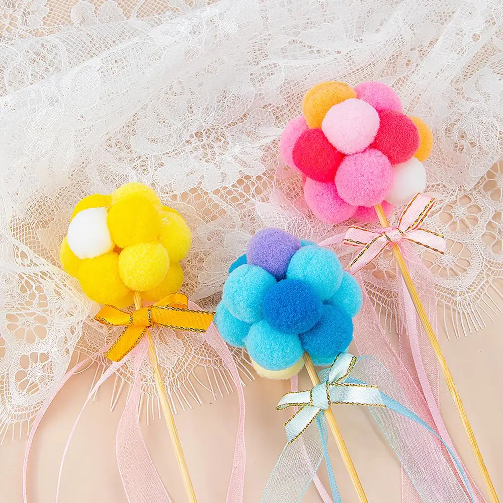 Зимние креативные красочные с маленькими пушистыми помпончиками для мяч торт