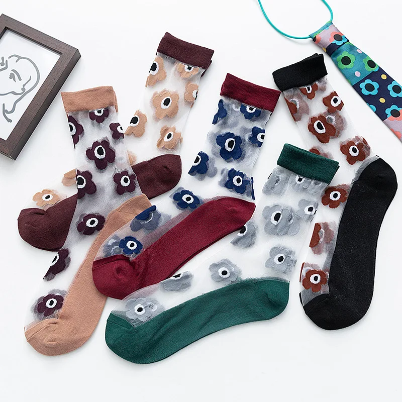 

2021 Women Summer Lace Socks Crystal Glass Silk Elastic Sock Thin Ultrathin Transparent Flower Short Ankle Socks Streetwear