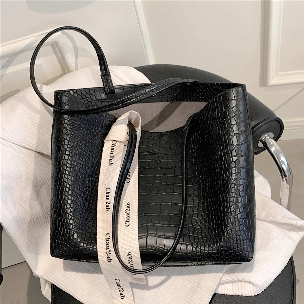 

Trendy Crocodile Pattern Ribbon Big Tote Bags For Women Large Capacity Shopper Shoulder Bags High Quality Purses And Handbags