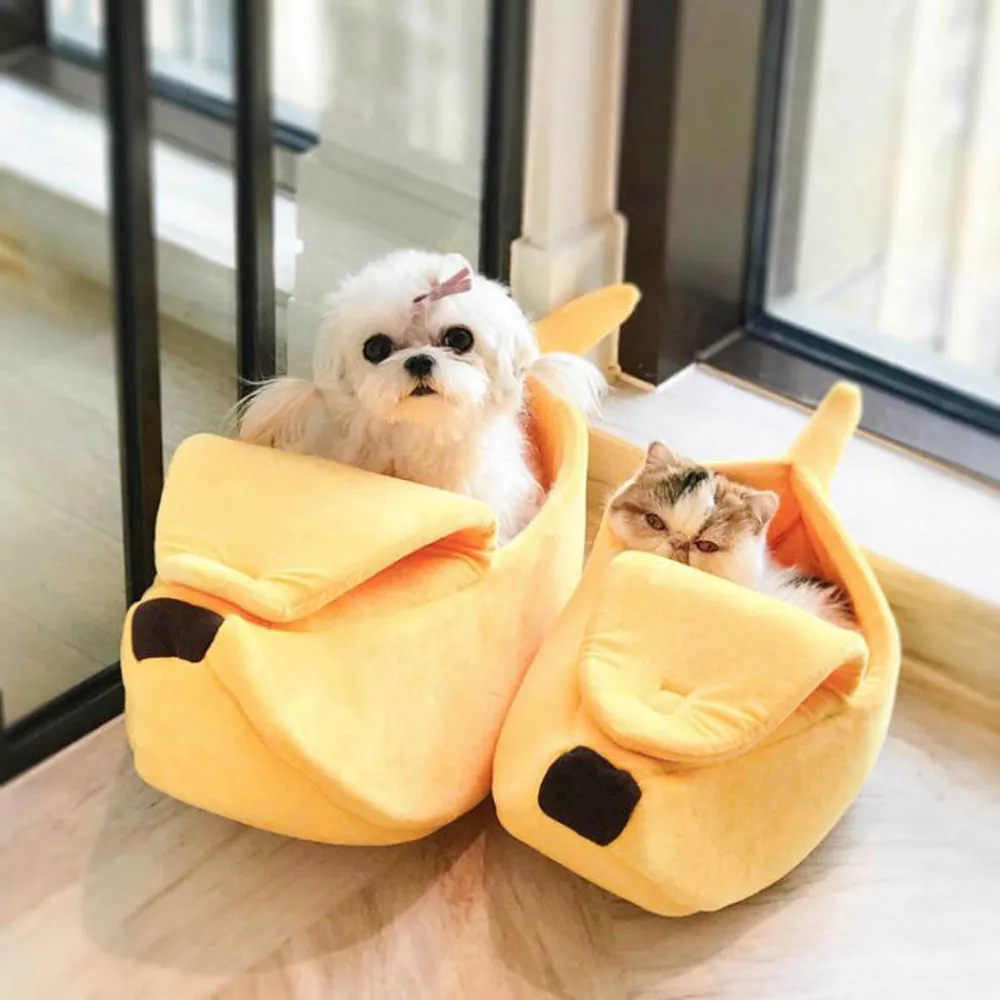 

Banana Shape Pet Dog Cat Bed House Mat Fluffy Durable Kennel Doggy Puppy Cushion Basket Warm Portable Banana Dog Cat Supplies