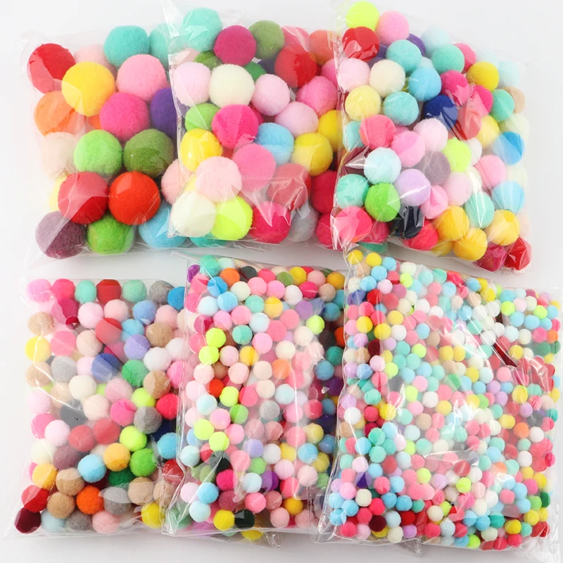 

Multiple Sizes Pompom Soft Fluffy Pompon Multicolor Pom Poms Balls Mini 8mm To 30mm Big Pompoms Kids Toys Craft Supplies 2000pcs