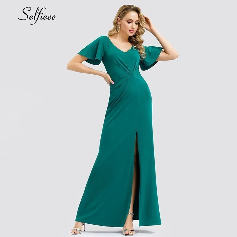 Женское облегающее платье с коротким рукавом бирюзовое летнее v образным вырезом