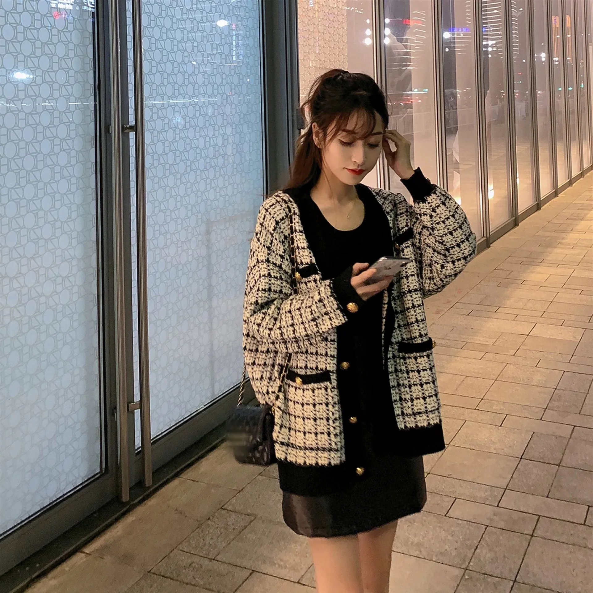 

Spring/Autumn Woman Sweaters England Style V-Neck Single Breasted Knitted Cardigan Tops Women Houndstooth Ladies Korean Coat