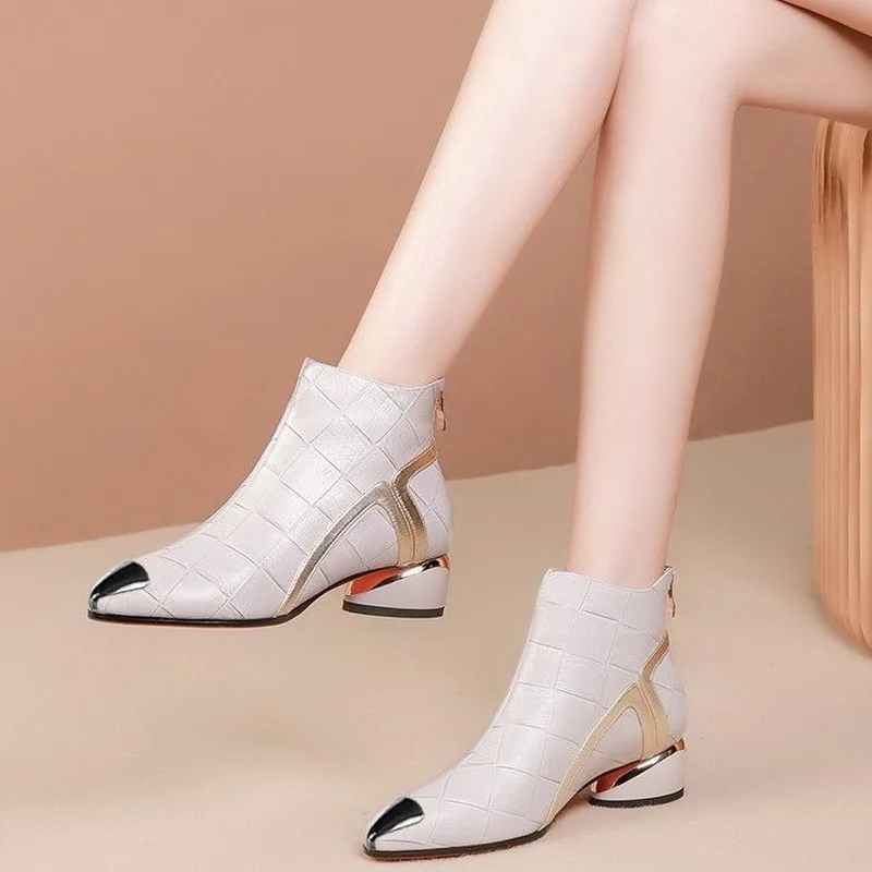 

Женские короткие ботинки, женская зимняя обувь, короткие ботинки, сетчатый узор, смешанные цвета, с острым носком, новая женская обувь 2021, че...