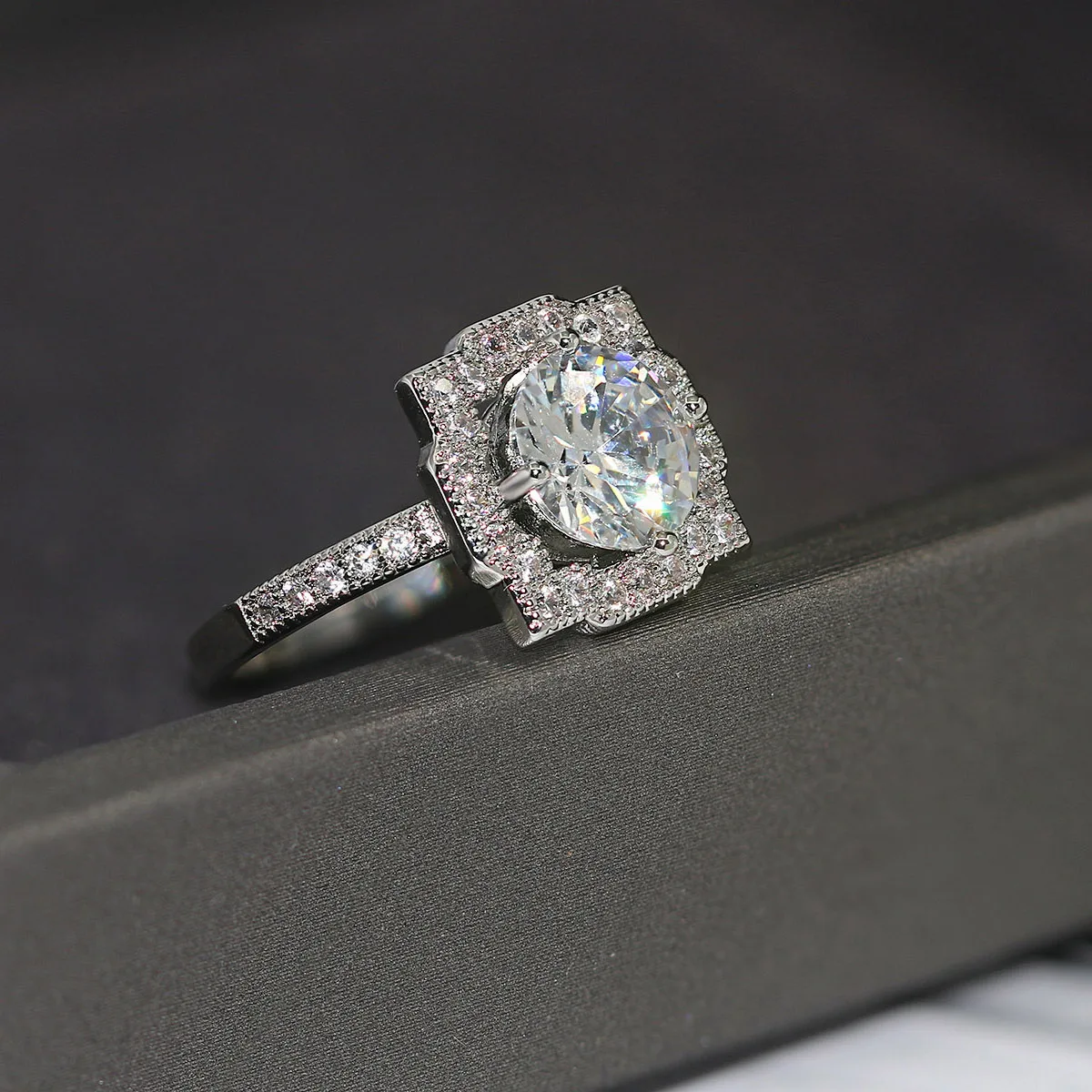 

Fashion Luxury Square Silver Plated Zircon Ring Women's Wedding Ring Engagement Party Jewelry Accessories Valentine's Gift