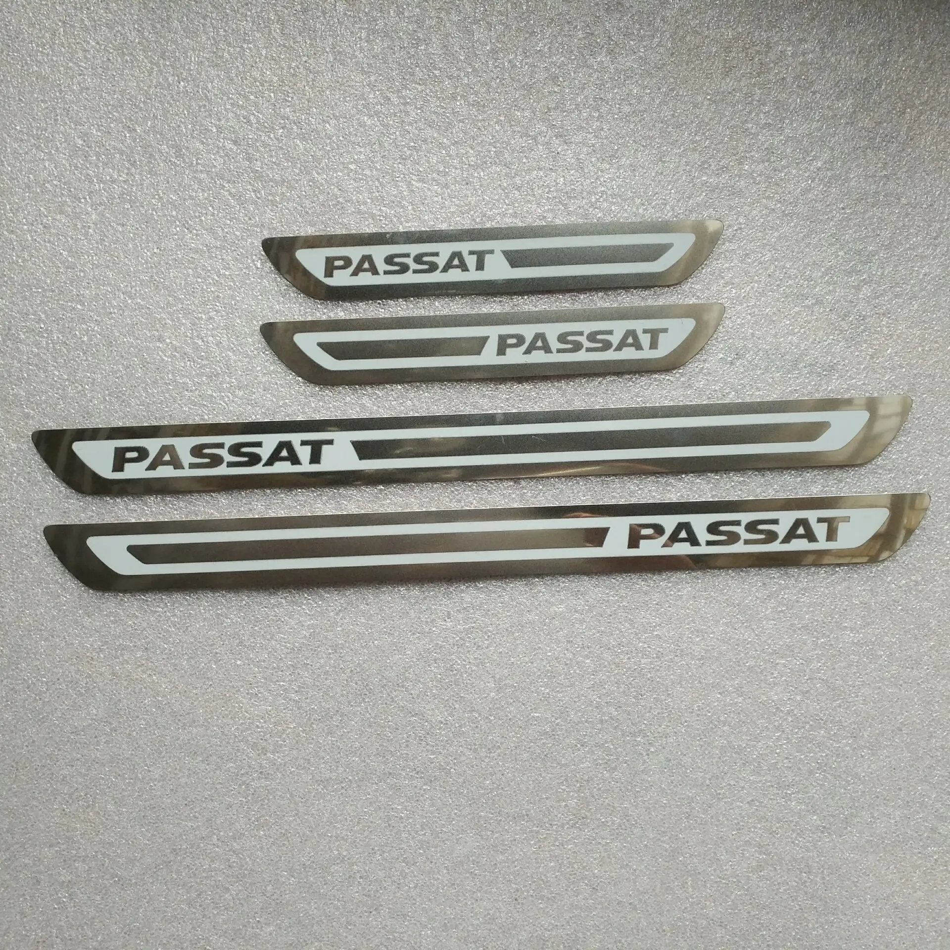 

For Refitting Bright Strip for 11-18 Passat Threshold Strip Stainless Steel Ultra Thin Welcome Pedal