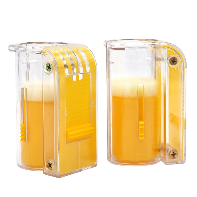 

2PCS Bee Queen Marking Cage Marker Catcher Plastic Catcher One Handed Marker Bottle Plunger Beekeeper Tool Beekeeping Equipments