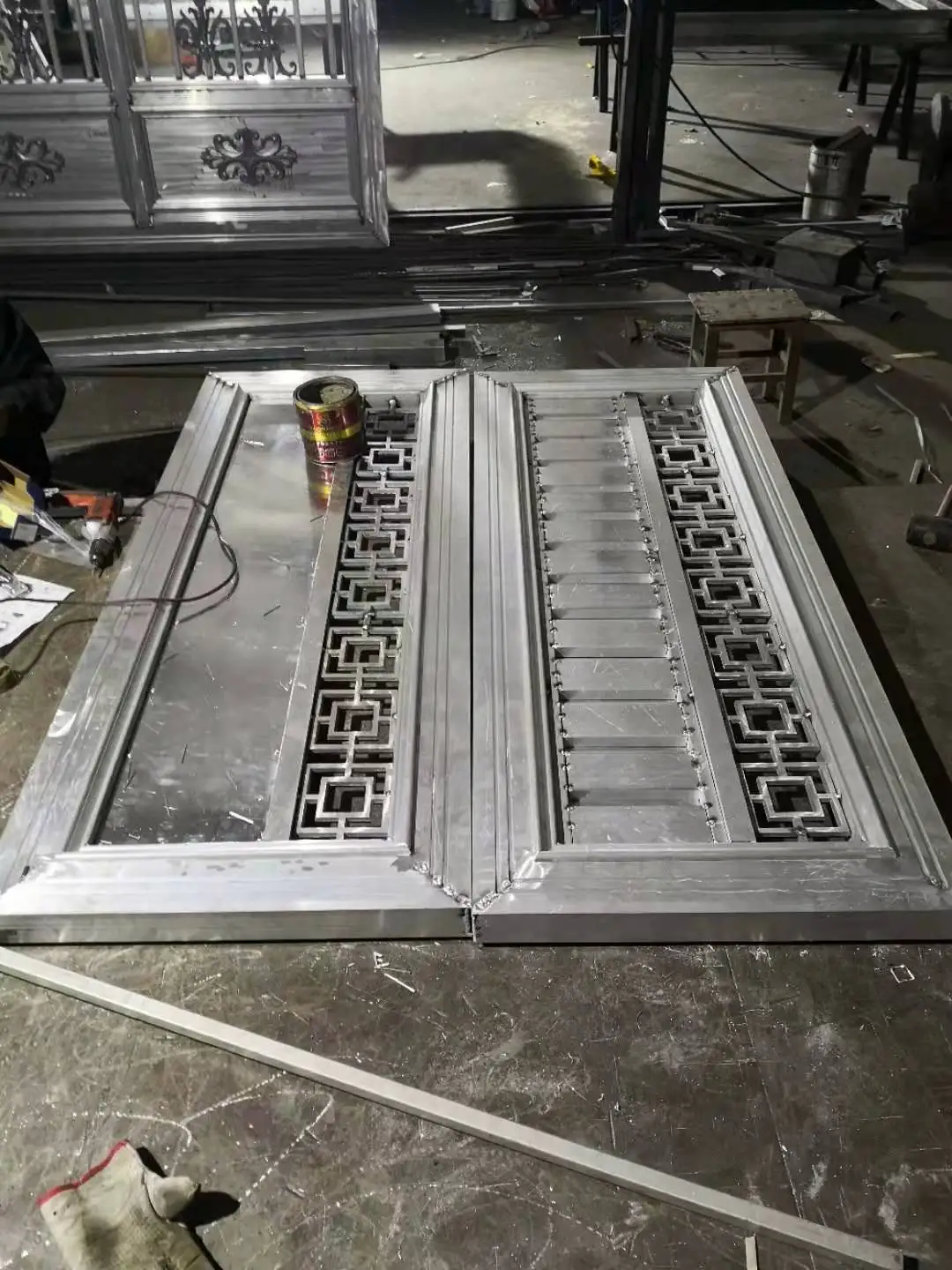 

2021 Hotsale Aluminium Driveway Swing & Sliding Gates Price By Sq.m Shipping Extra Hc-Ag35