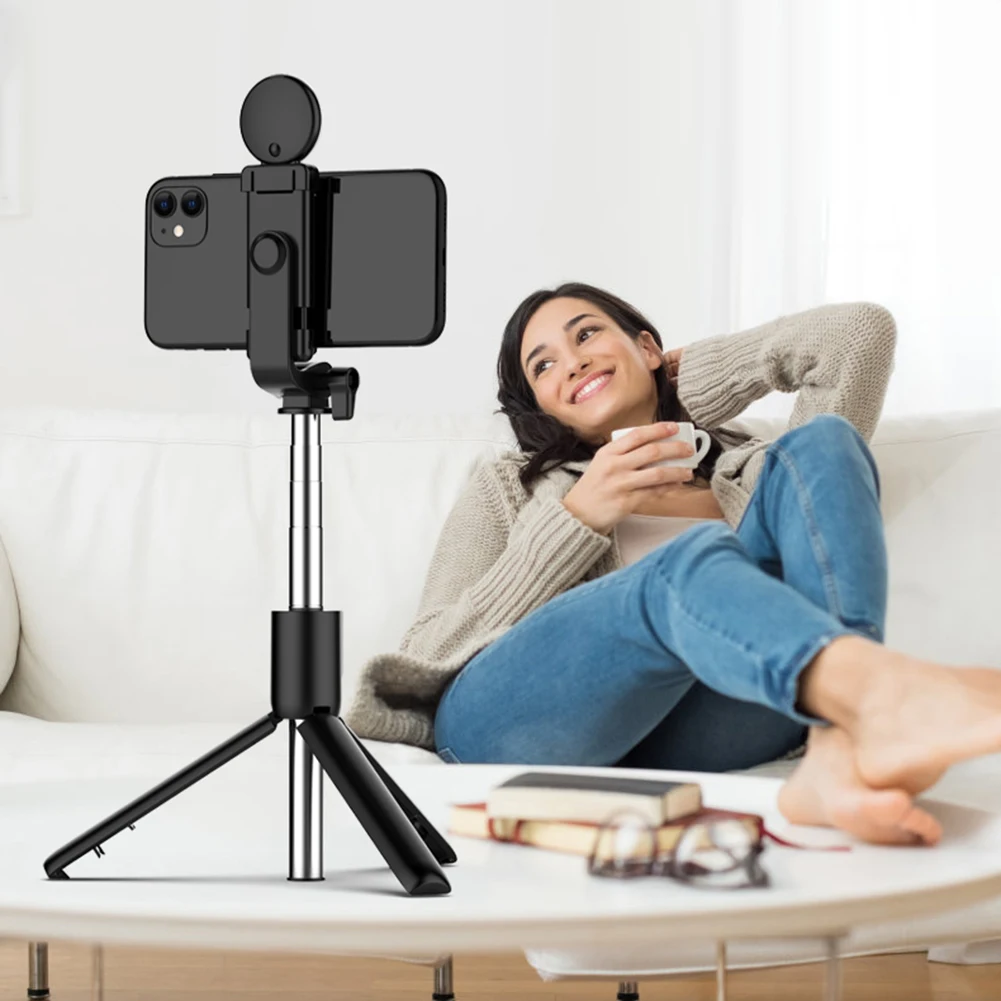 

Portable Phone Selfie Stick Shutter Mini Tripod Foldable Wireless Mini Selfie Stick with Fill Light
