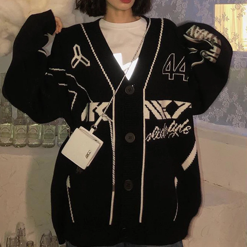 

2021 Autumn and Winter Cardigan for Women Korean Style V-Neck Jacquard Pattern Thick Knitted Cardigans Womens Aesthetic Sweater