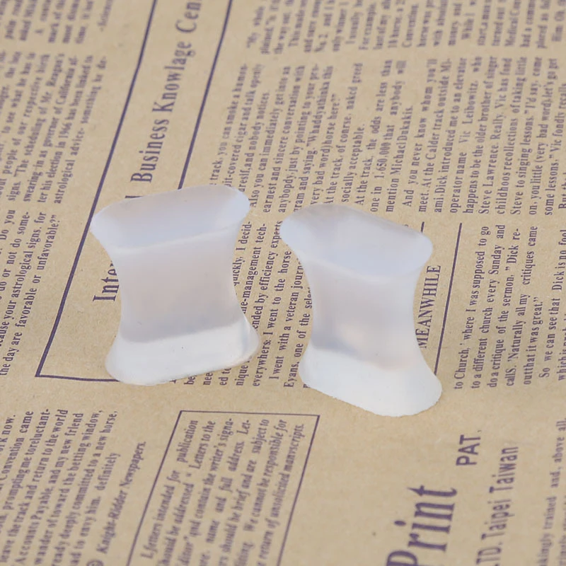 

2PCs Silicone Gel Orthotics Bunion Separators Toe Stretchers Reusable Toe Separator Thumb Valgus Corrector Foot TXTB1