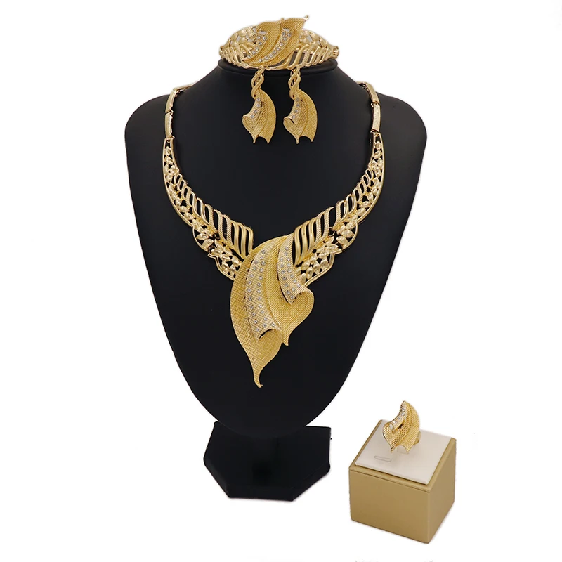 

2021 Fashion Exquisite Noble Gold Earrings Wholesale Nigerian Wedding Women Accessories Jewelry Set Bran R005