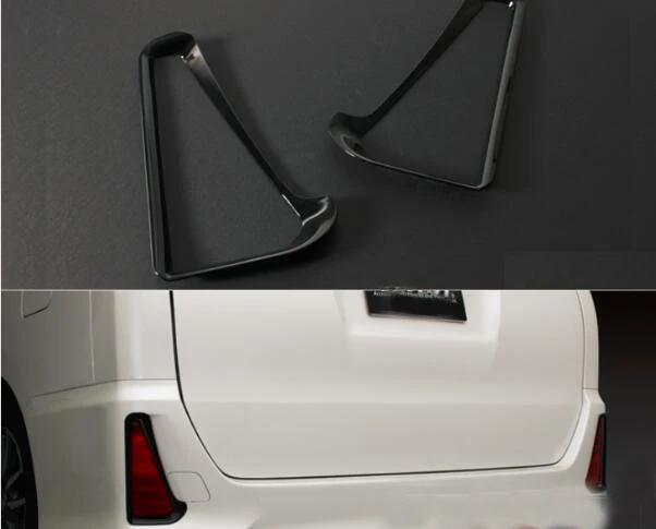 Декоративная рамка для противотуманной фары заднего бампера 80 серии Ноя