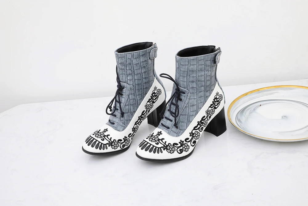 Retro Printed Booties Leather Women Ankle Boots Embroidery High Heels Casual Woman Shoe Zipper Vintage Female Footwear Boot 37