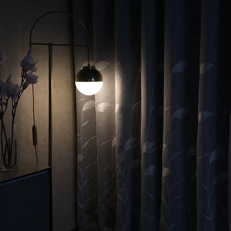 Двухслойные сетчатые шторы в нордическом стиле красные простые современные из