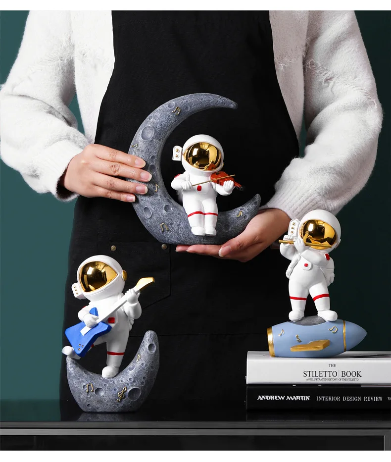 

Creative band astronaut car ornaments crafts resin decorative figure statue living room desktop decoration Sculputre P1474