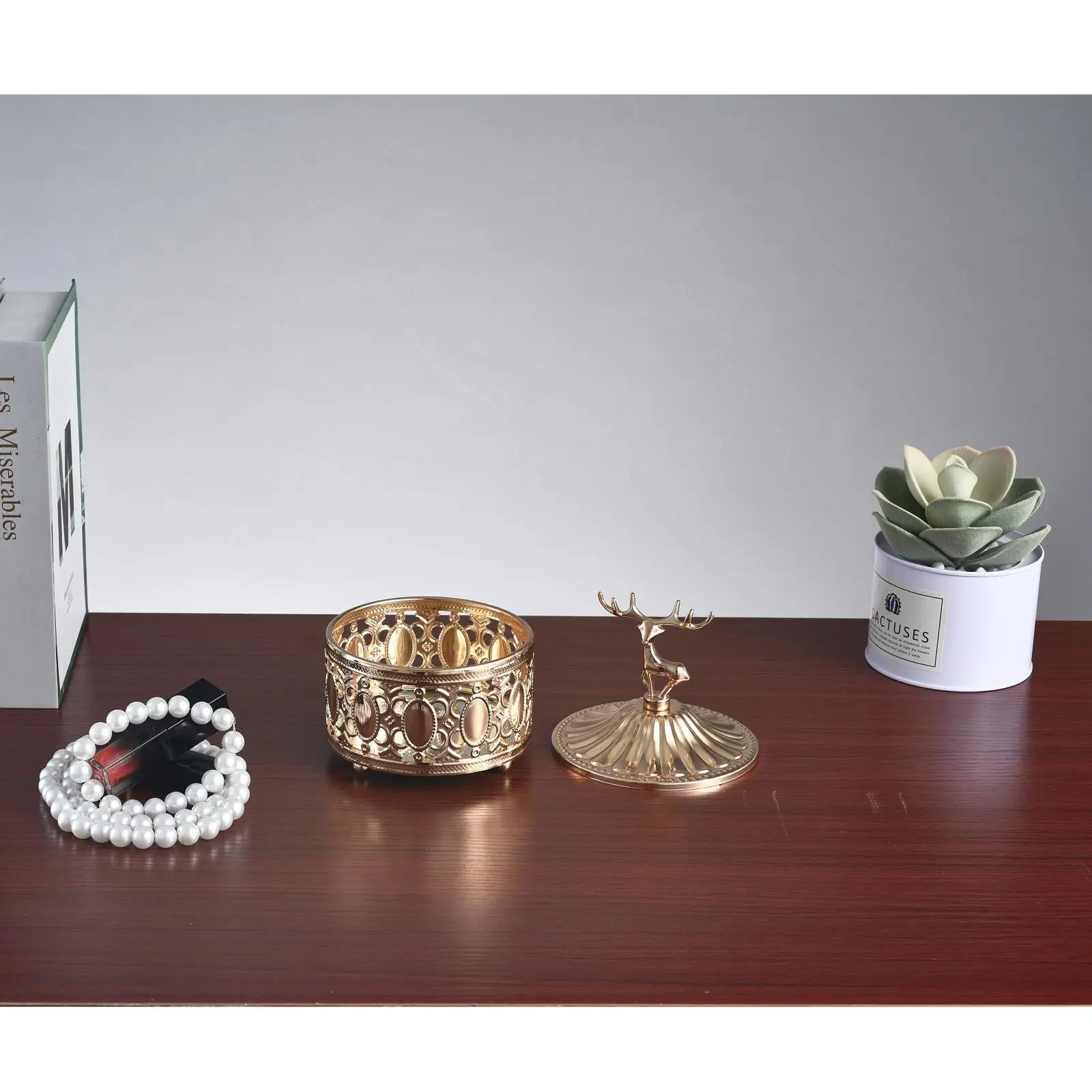 

Metal Crafts Exquisite Decoration Box Storage for Decor Women Earrings