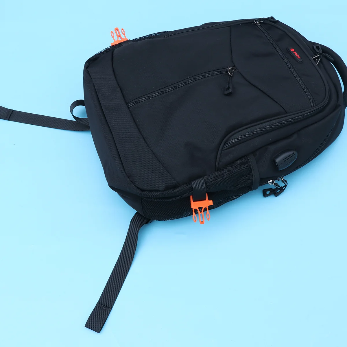 

Solar Backpack USB Charging Leisure Backpack for Outdoor Travel Trip (Black)