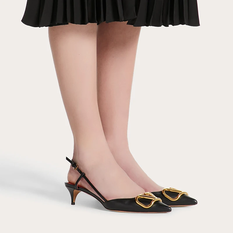 

2020 New Pointed Metal V Buckle 6.5cm 8.5cm High Heels Women's Shallow Shoes Sandals Women's Sexy Pumps Shoes Size 34-41