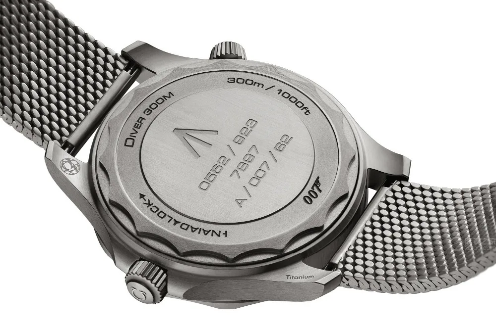 

Brand New Men Automatic Mechanical Watch Diver No Time to Die Sapphire Glass Stainless Steel Matte Ceramic Bezel Canvas 1:1 42mm