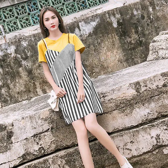 

Summer new striped medium length short sleeve T-shirt skirt small fresh fake two piece suspender dress