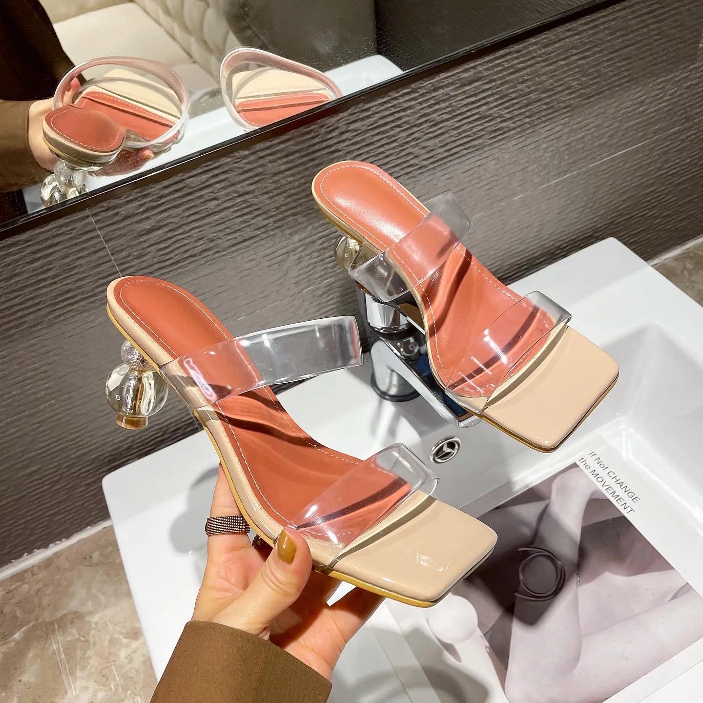 

2021 New Summer Square Toe Ladies Slippers PVC Transparent Crystal Strange Style Clear Heel Women Leopard Grain slides