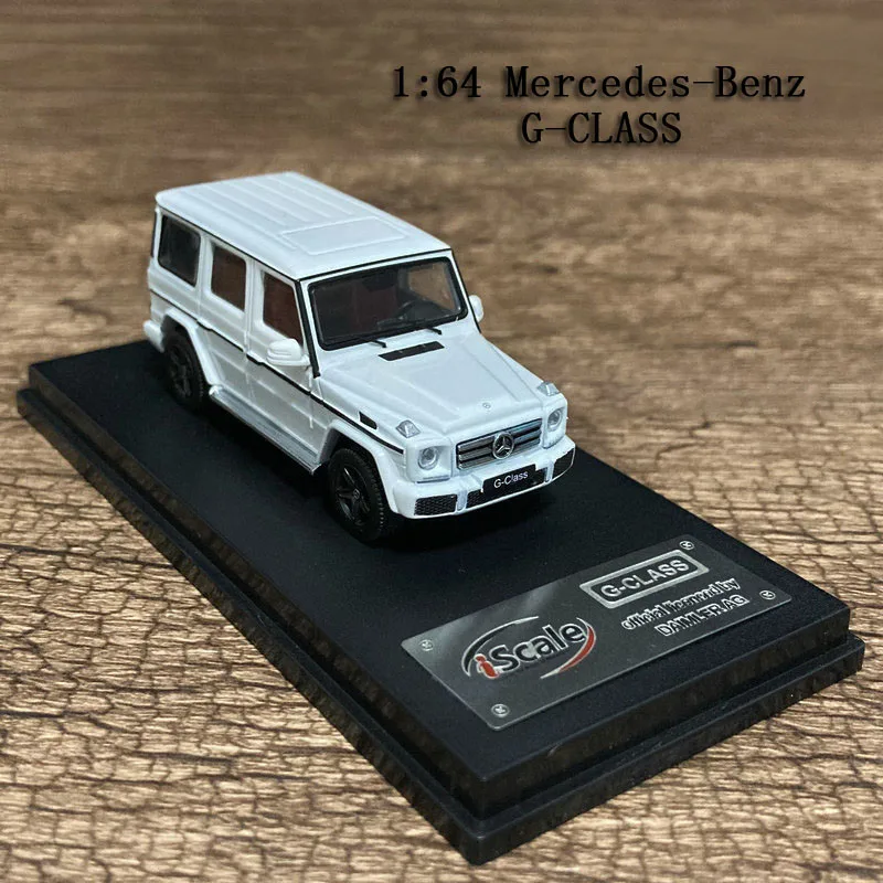 

Коллекционная металлическая модель автомобиля 1:64 Banz G-Class из литого под давлением