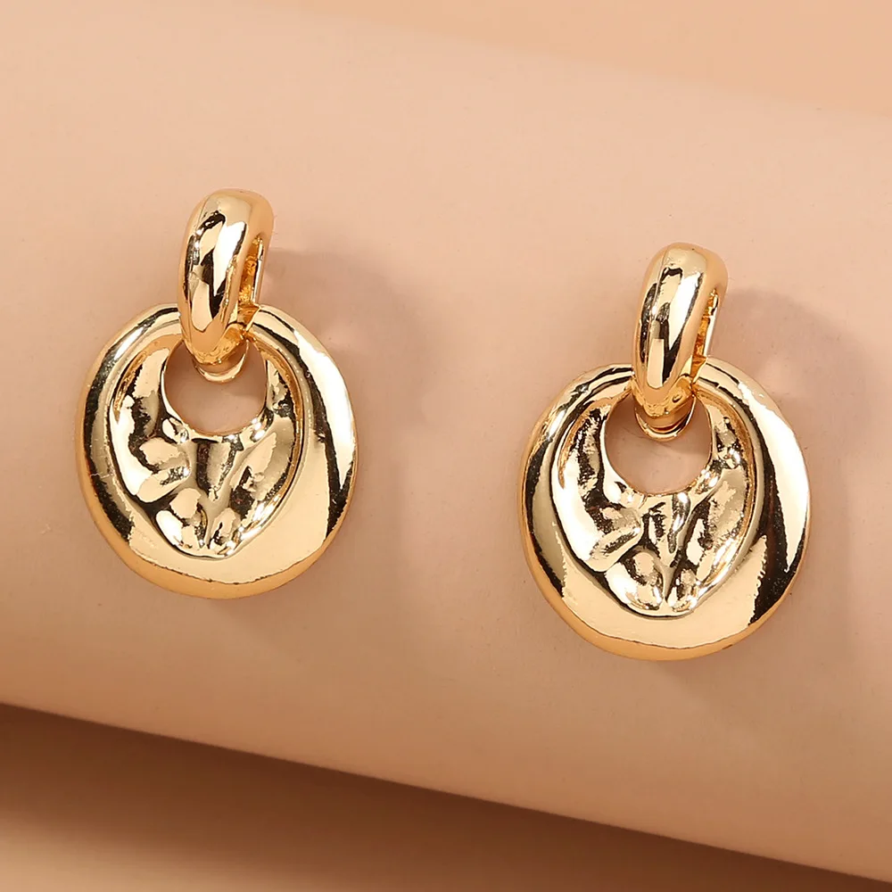 Серьги-гвоздики в стиле панк женские круглые металлические украшения