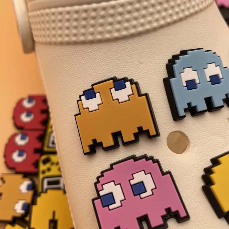 Single Sale 1 Pcs Crocs Charms Shoe Decoration Pixel Cartoon Character Shoe Charms Red Yellow Blue Powder Role For Kids Party