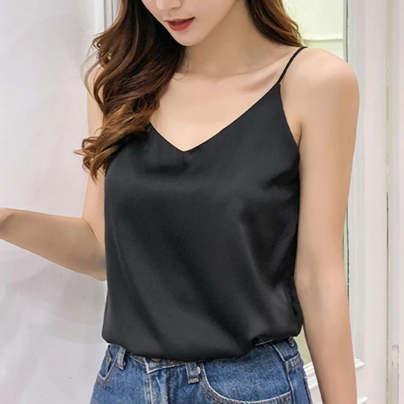 

Sexy V-Neck Tank Crop Tops Women Solid Shirt Underwear Fashion Female External Wear White Crop Tops Camisole Sexy Top 2020 NEW