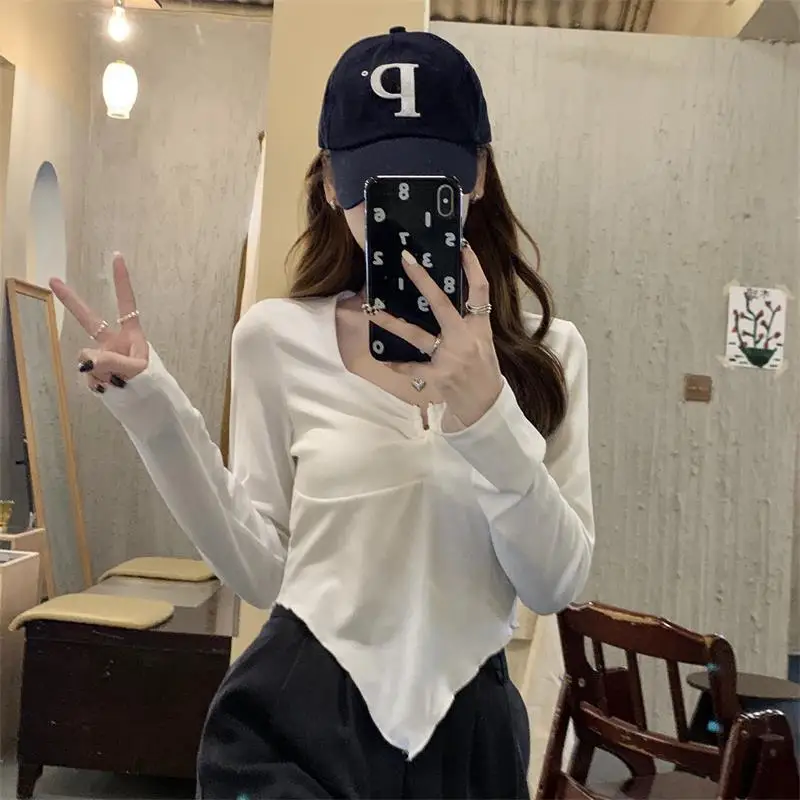 

Korean Fashion Clothing T Shirt for Women Crop Top Solid V Neck Autumn New Arrival Aesthetic Clothes Ropa De Mujer Ulzzang
