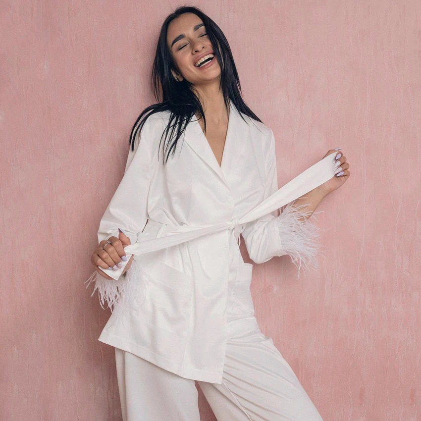 

Пижама Hiloc Женская атласная с мехом, комплект для сна с двумя карманами, пижамный комплект, свободные штаны с широкими штанинами, зимняя Пижа...