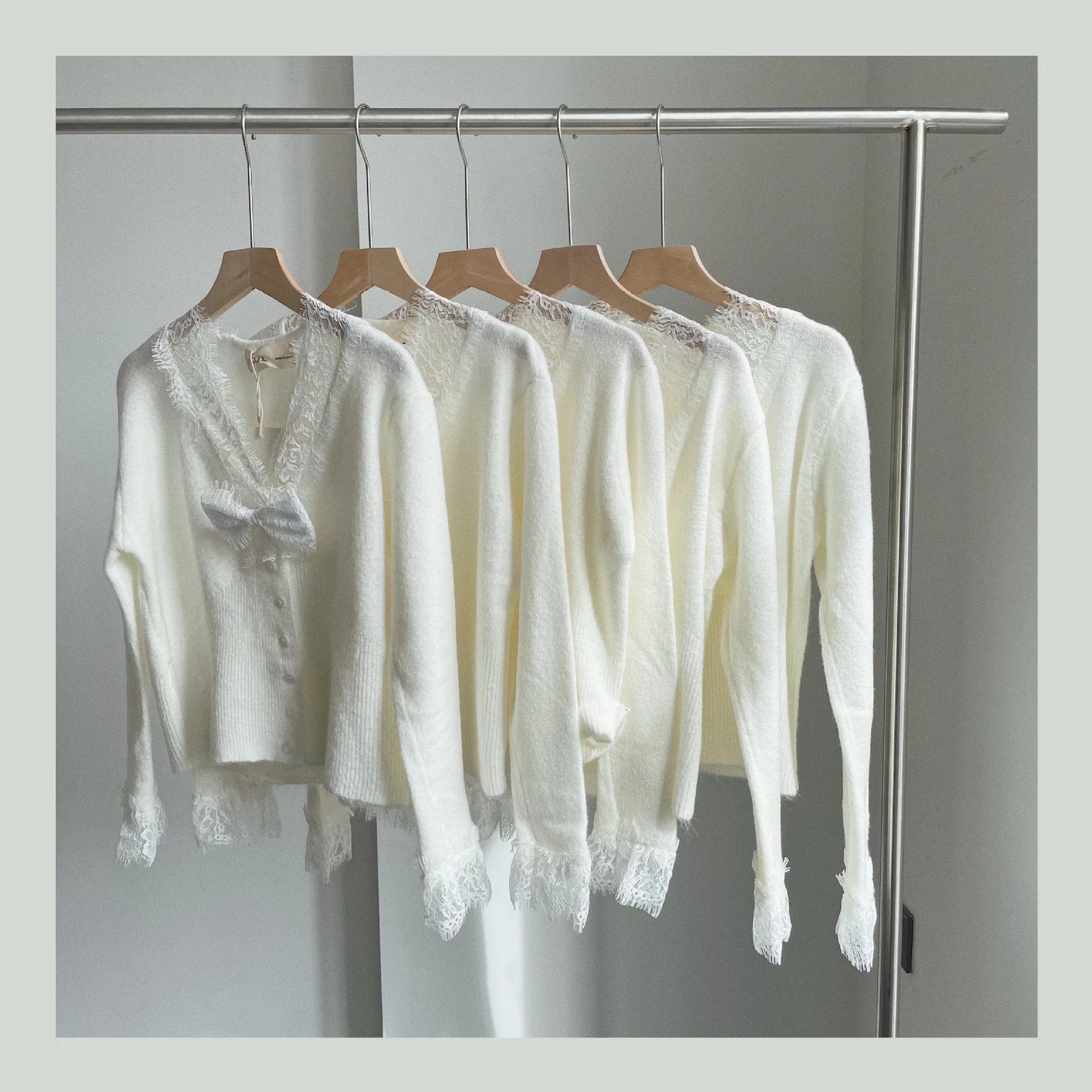 

New Spring Autumn Fashion Casual Cardigan Sweater Women Solid V-Neck Ladies Long Sleeve Slim knitting Lace Bow Top Female Y47