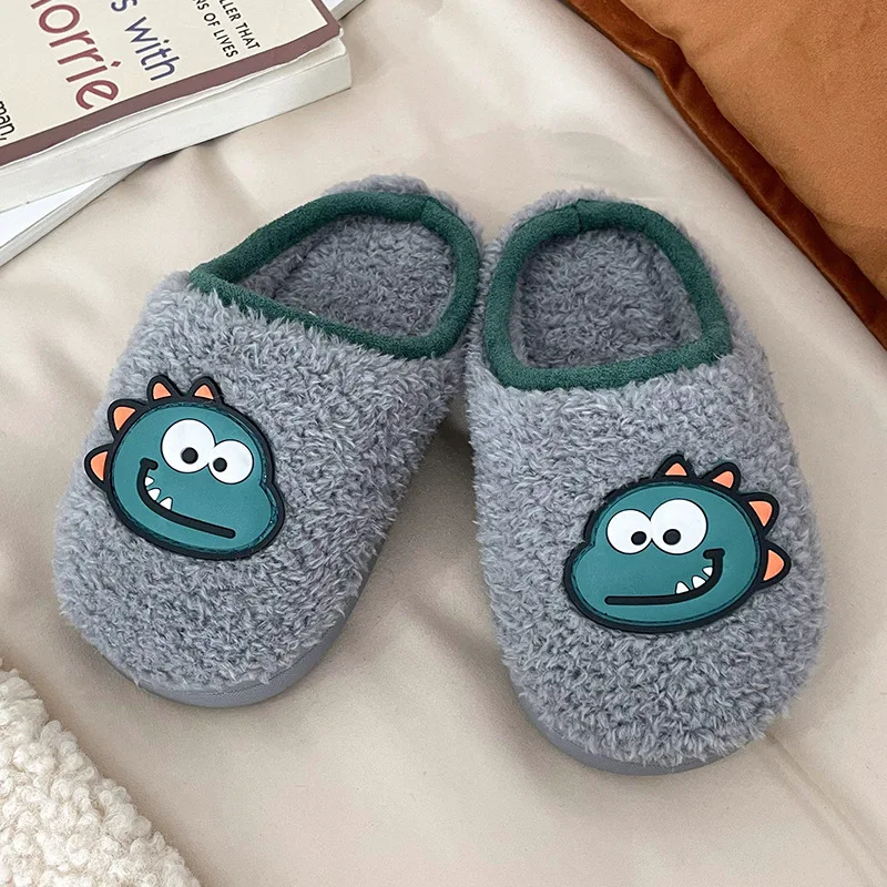 2022 New Children's Autumn And Winter Boys And Girls Baby Cartoon Indoor Bag With Non-Slip Kids Home Plush Cute Cotton Slippers