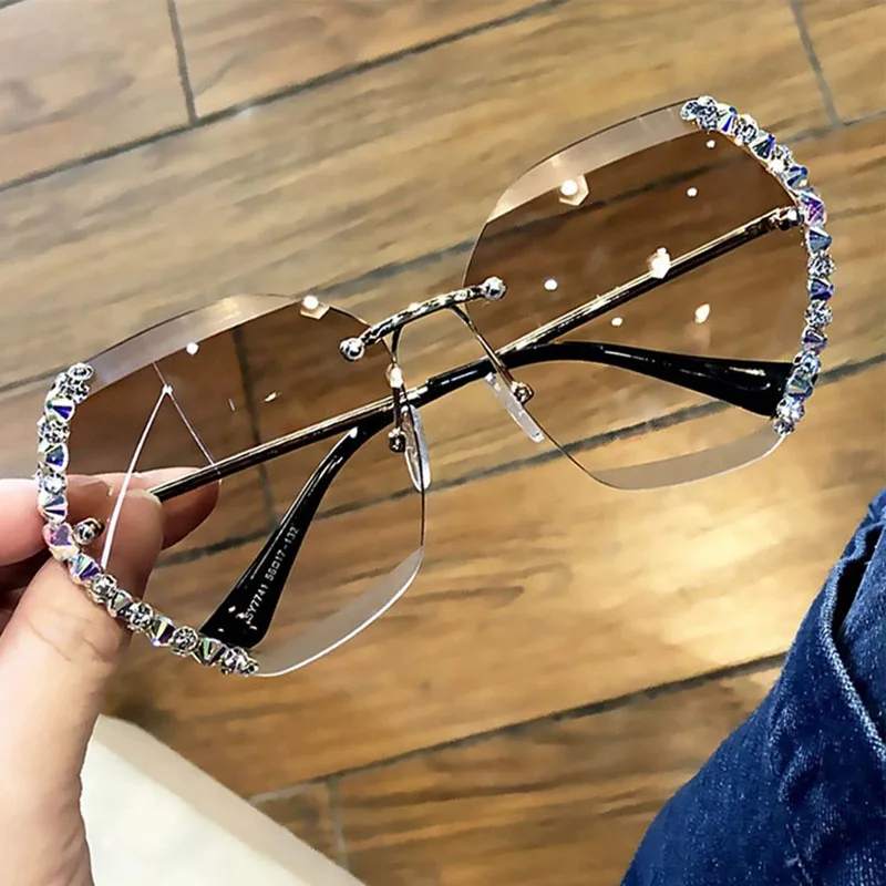 

2021 Vintage Fashion Oversized Rimless Sunglasses Women Famous Luxury Brand Design Sexy Diamond Square Sun Glasses For Female