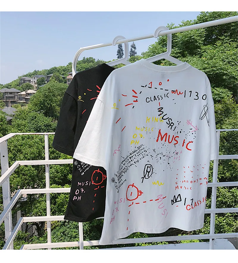 

2020 Graffiti short-sleeved T-shirt male Women Summer hip-hop top Plus Size 5XL loose five-point sleeve couple T Shirts b222