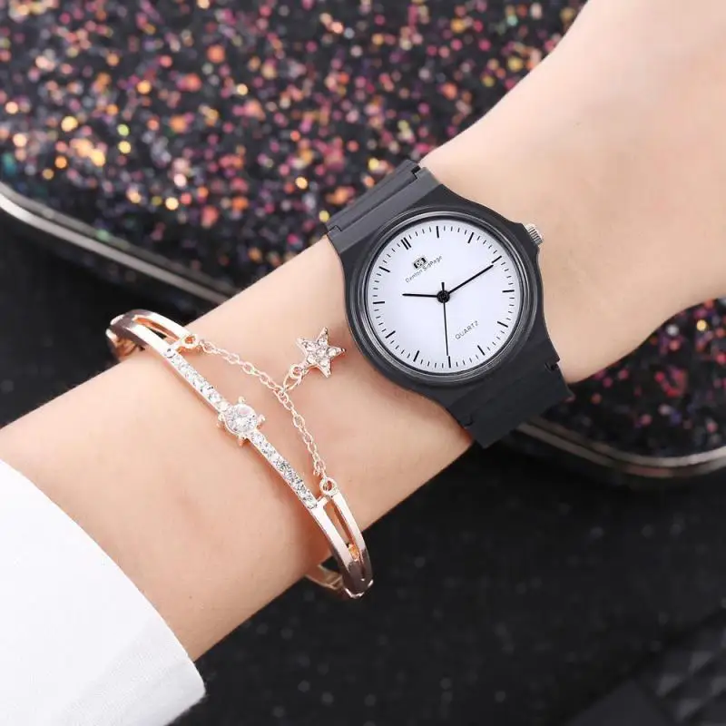 

Women's Watches Fashion Simple Silica gel Quartz Wrist Watch Ladies Watch Irregular Clock Women Watch zegarek damski reloj mujer