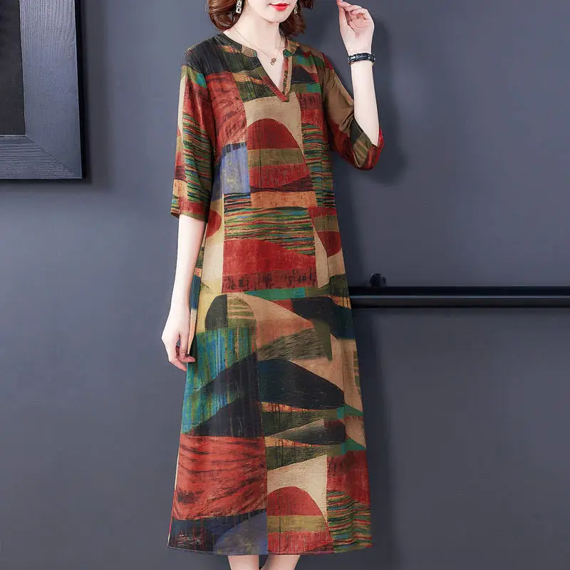 

Dress Women Summer 2022 New Loose Large Size 4XL Short Sleeve Temperament V-neck Printed Girl Lady Long Skirt