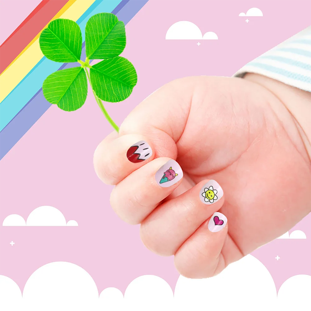 Little nails. красивый маникюр для детей. дизайн маникюра на детские отгрызшие ногти. яркие ногти на маленькие ногти. маникюр на короткие ногти для детей.