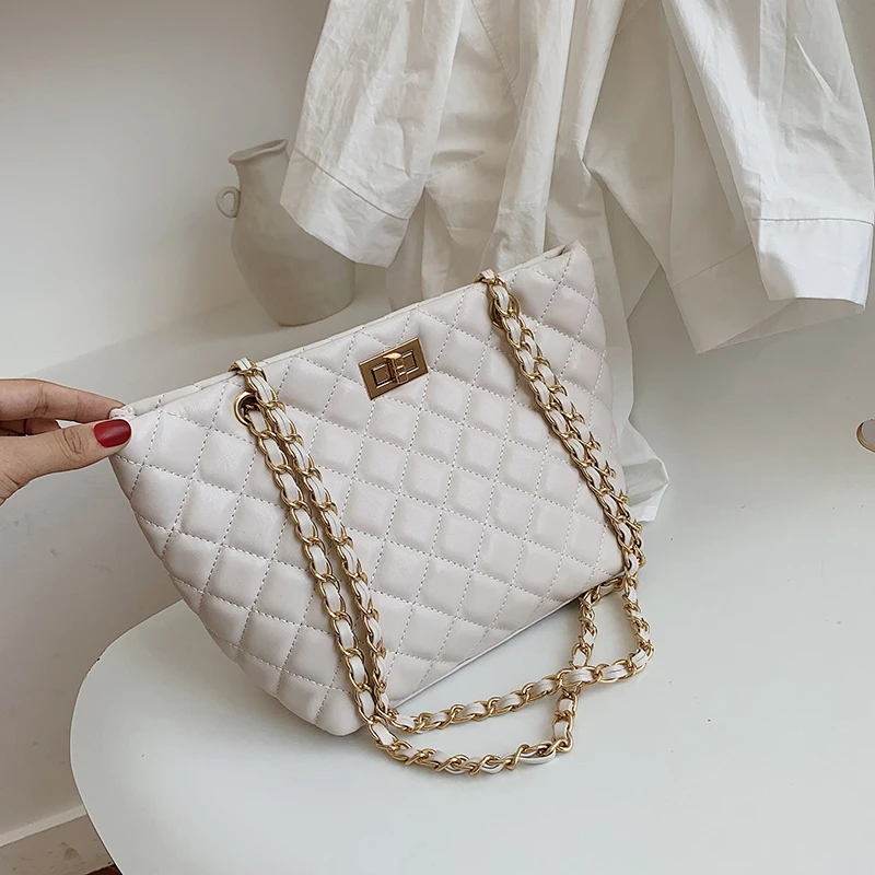 

Brand Tote Female Shoulder Bag Large Capacity Casual Trend Thick Designer Shopper Totes Women Shoulder 2021 Chain Travel Bags
