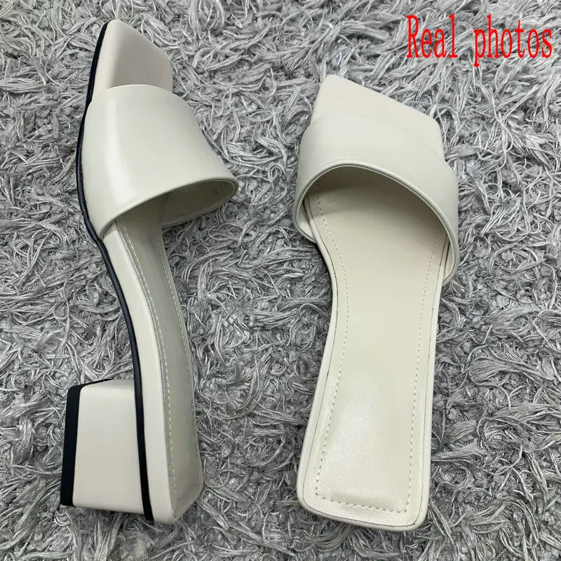 Женские шлепанцы из коровьей кожи на низком каблуке | Обувь